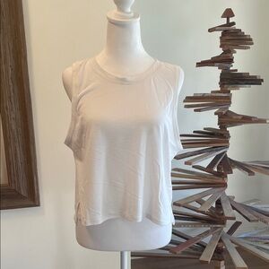 White Athletic Top - Relaxed fit and Breathable Fabric